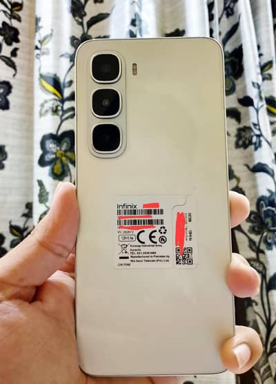 Infinix Hot60i With Complete Box Just 10 Days Used 10/10condition