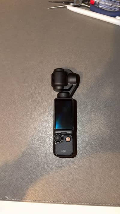 Dji osmo pocket 3 (Only Pocket) 1lakh rupees