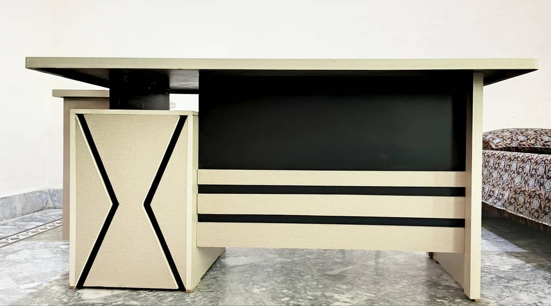 office table 0