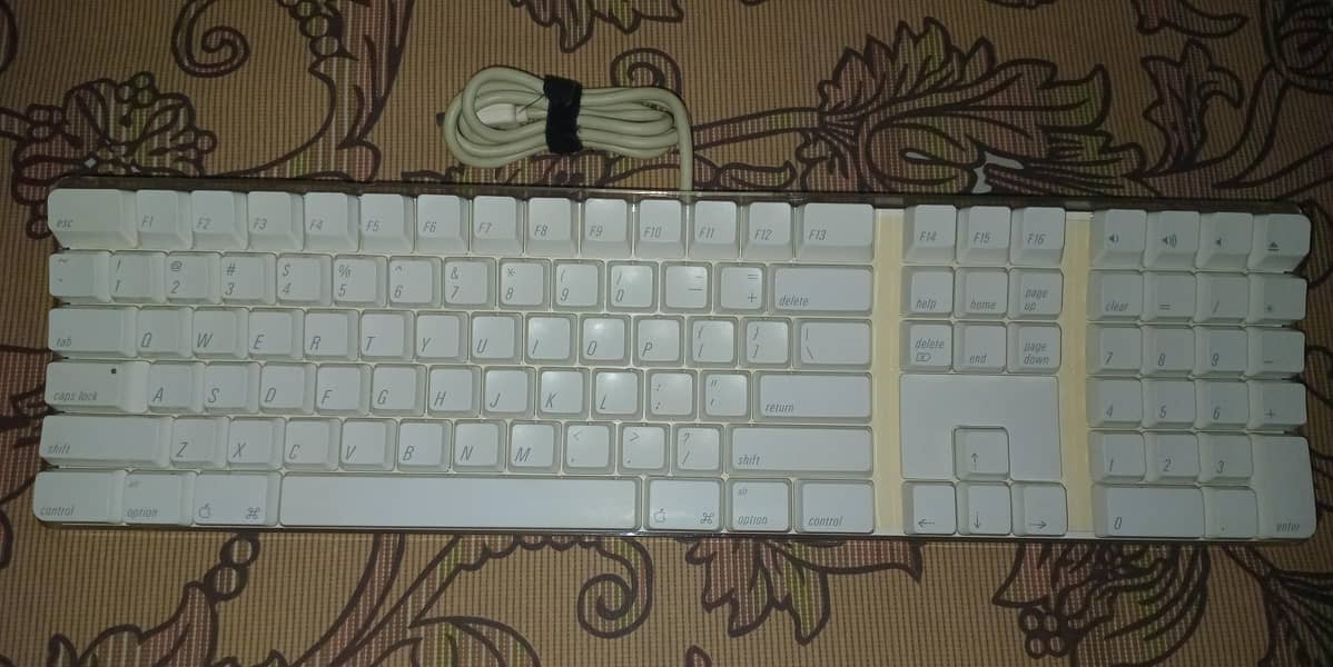 apple keybord 0