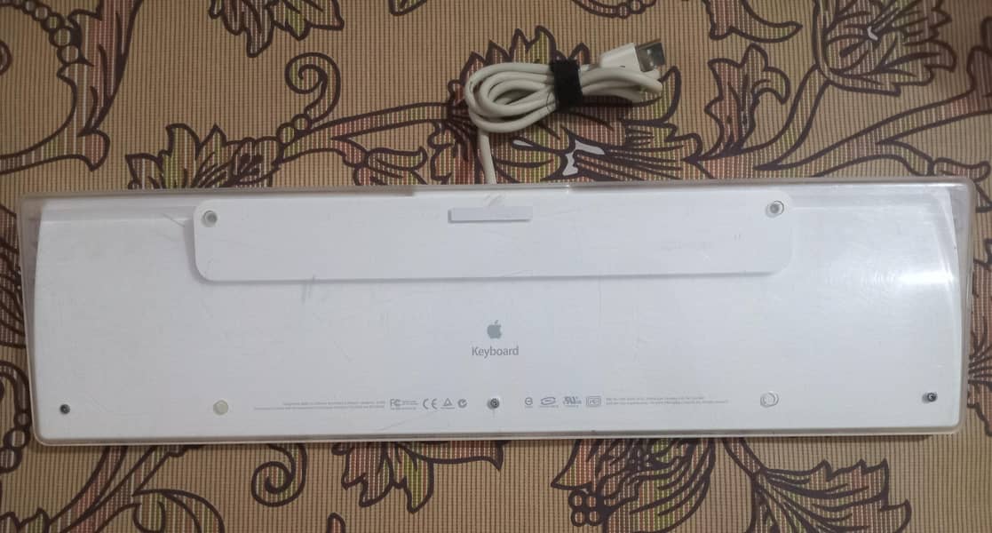 apple keybord 1