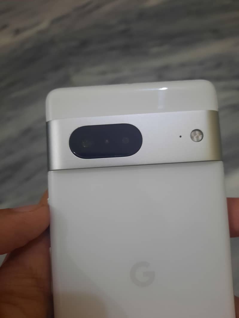 Google Pixel 7 3