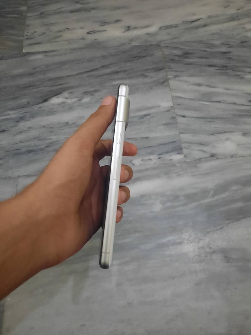 Google Pixel 7 6