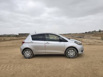 Toyota Vitz 2013