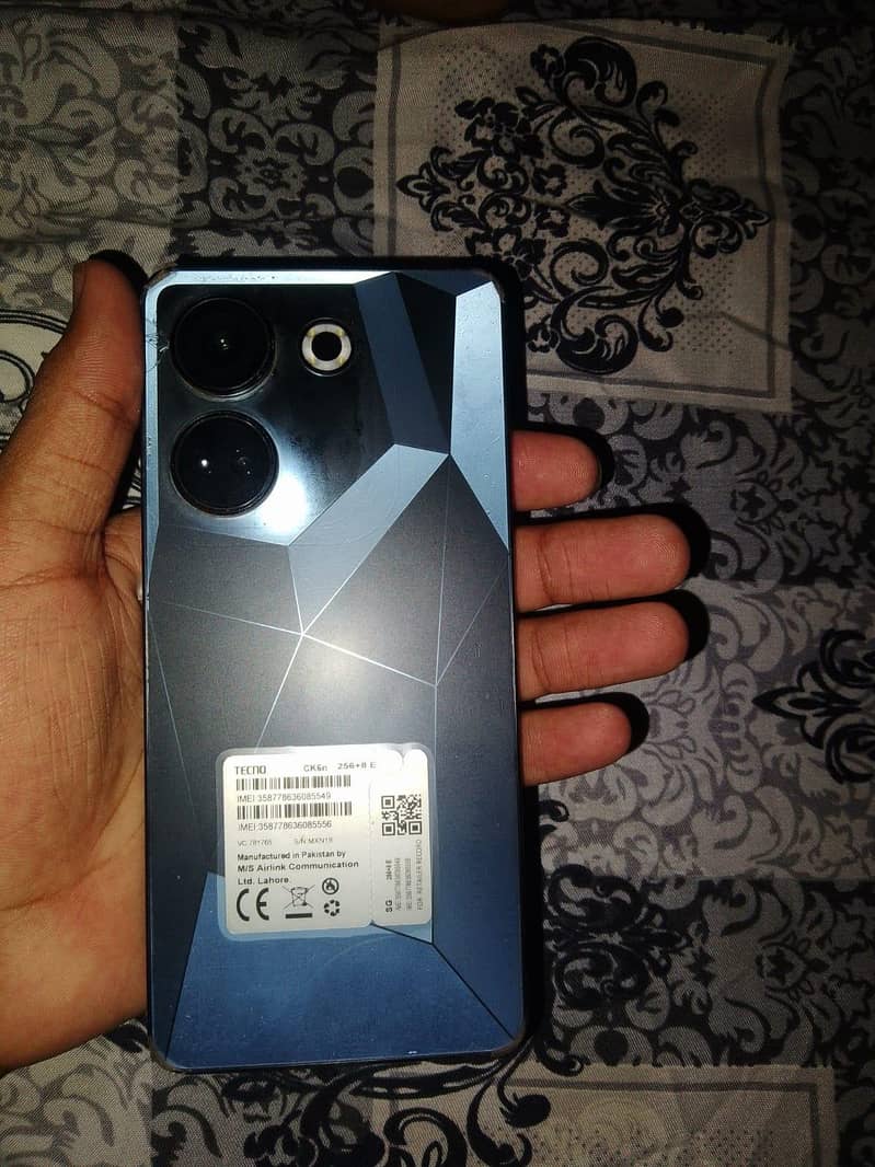 Tecno CAMON 20 1