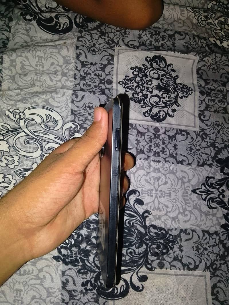 Tecno CAMON 20 4