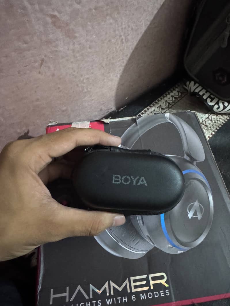 Boya Omic 1