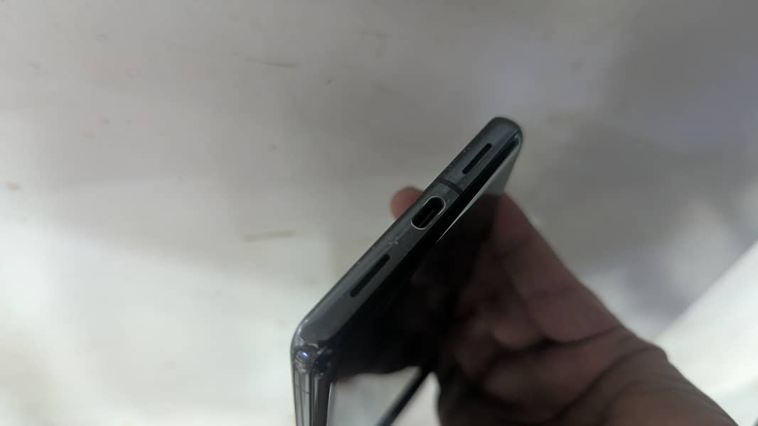 Google Pixel 7 Pro 6