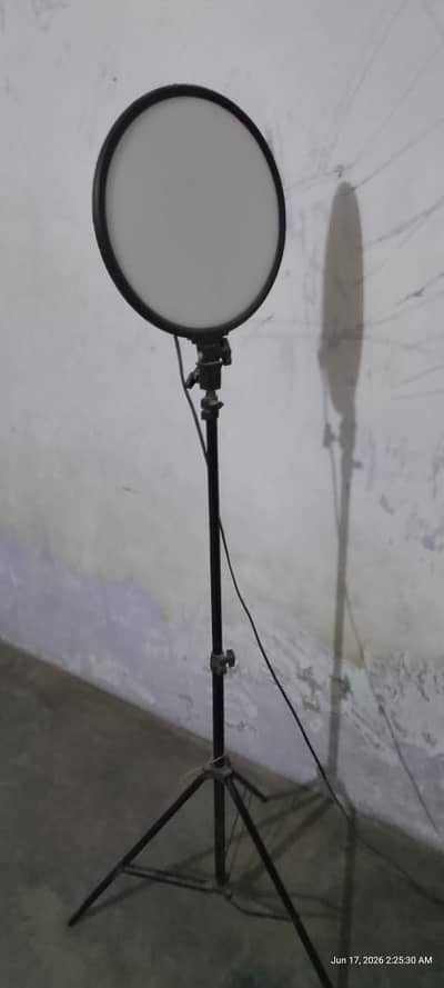 Product Image Display Diffuser Light