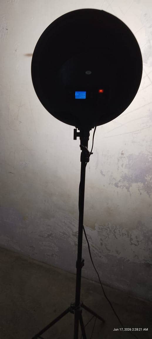 Product Image Display Diffuser Light 1