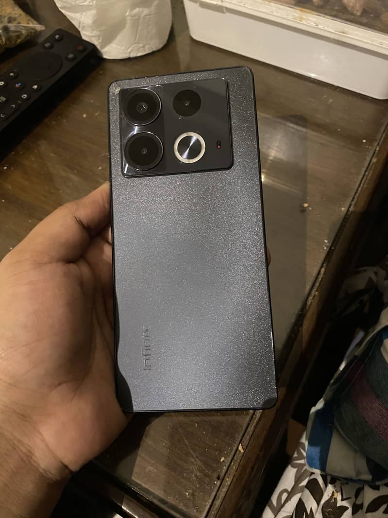 Infinix Note 40 2