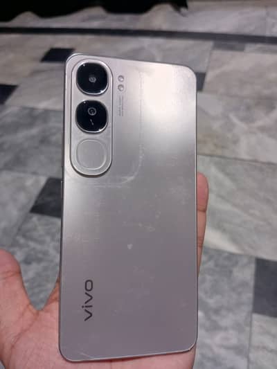 Vivo Y200