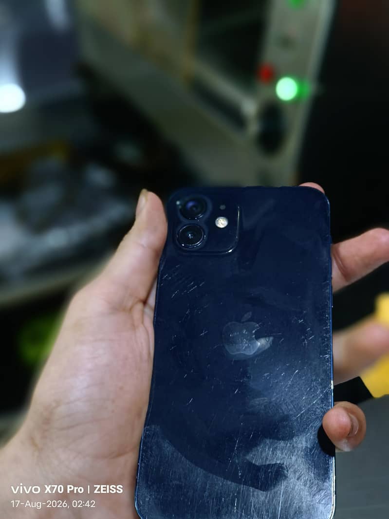 Apple iPhone 12 0