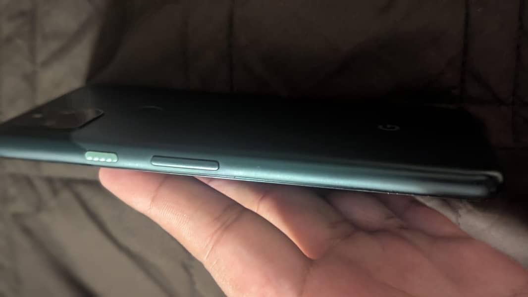 Google Pixel 5a 1