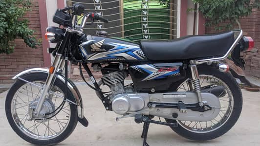 Honda CG 125 2025 | Only 12K Driven | New Tyres | PPF | Hi-Octane Used