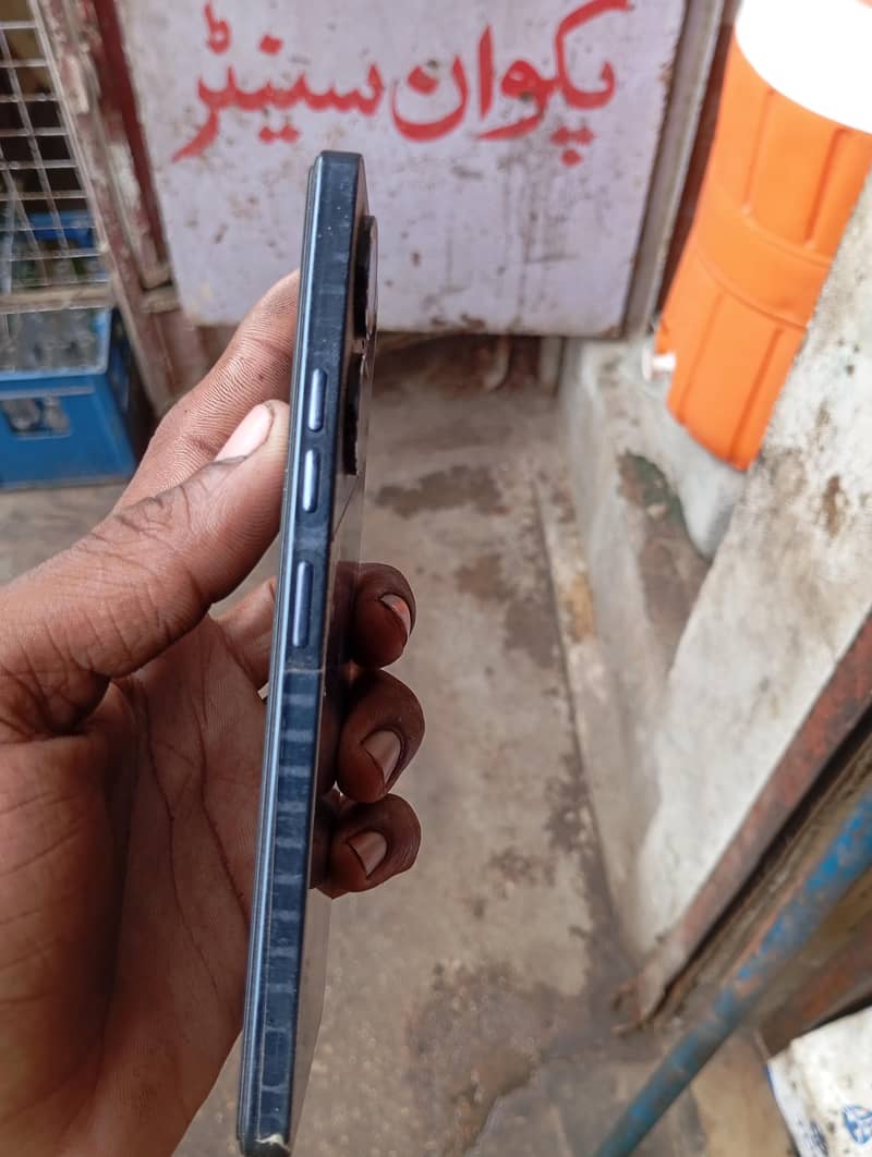 Tecno CAMON 20 1