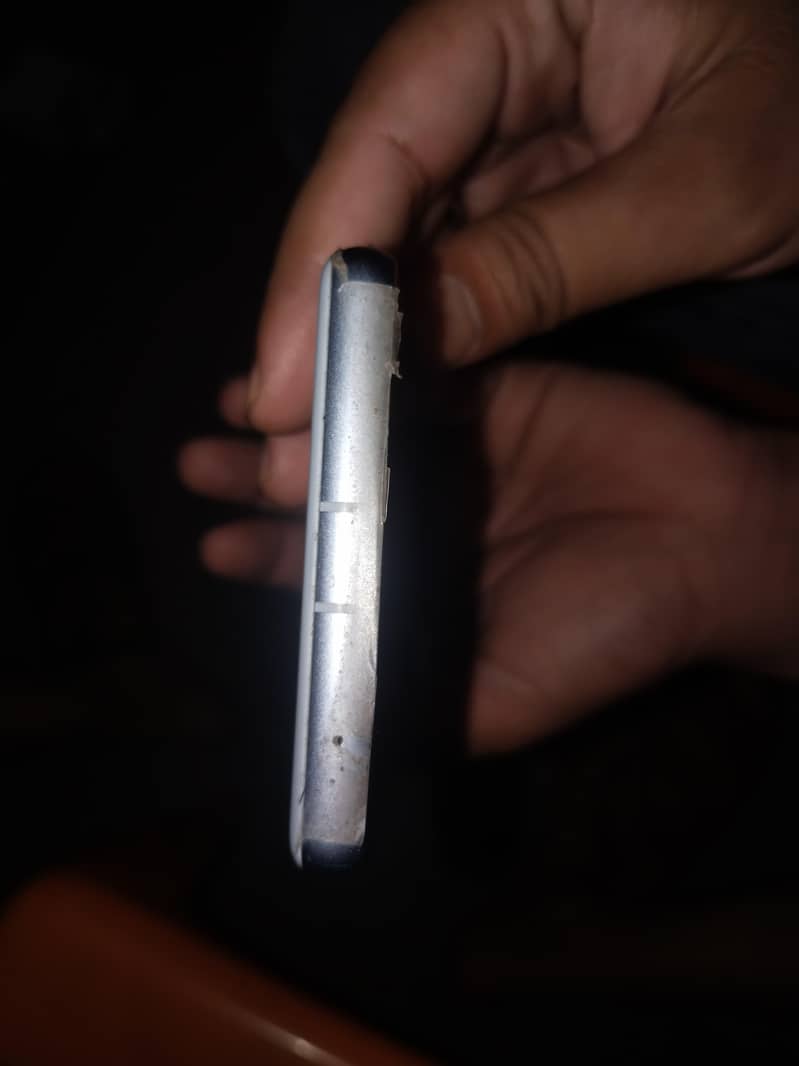 Google Pixel 7a 1