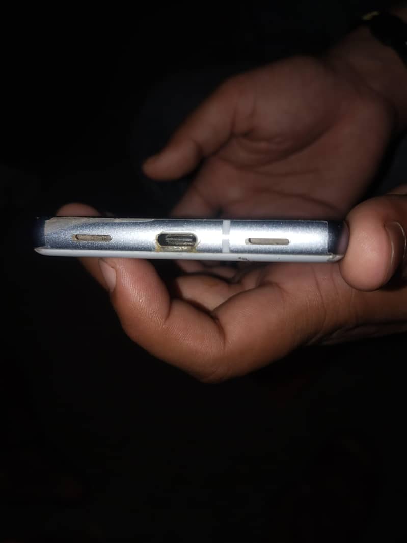 Google Pixel 7a 3