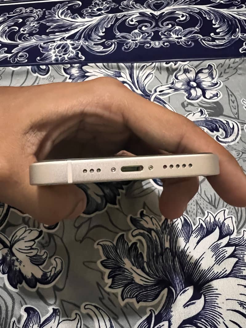Apple iPhone 14 8