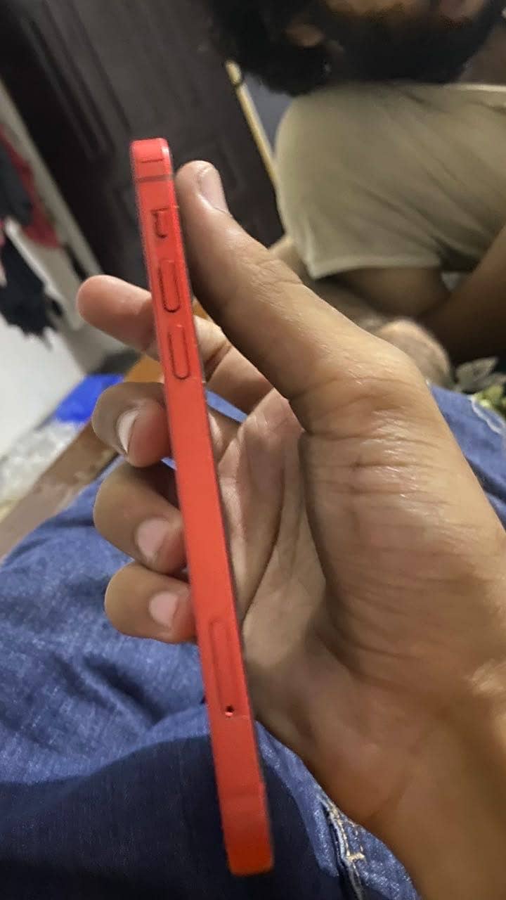 Apple iPhone 12 3
