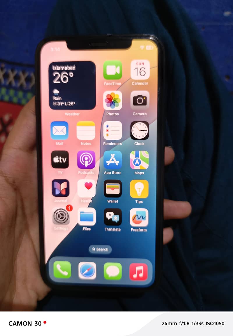 Apple iPhone 11 Pro 2