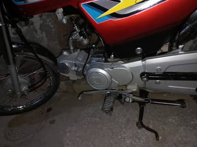 honda cd 70 2025