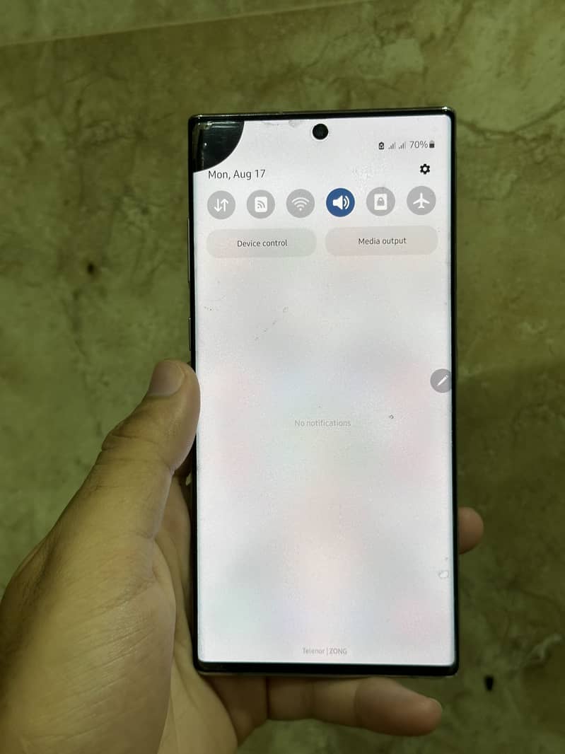 Samsung Mobile Note 10 Plus 7
