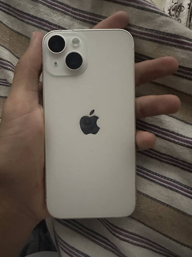 Apple iPhone 14 3
