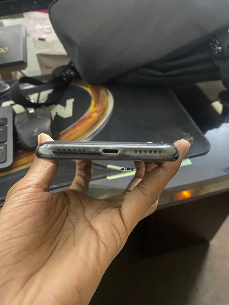 Apple iPhone X 1