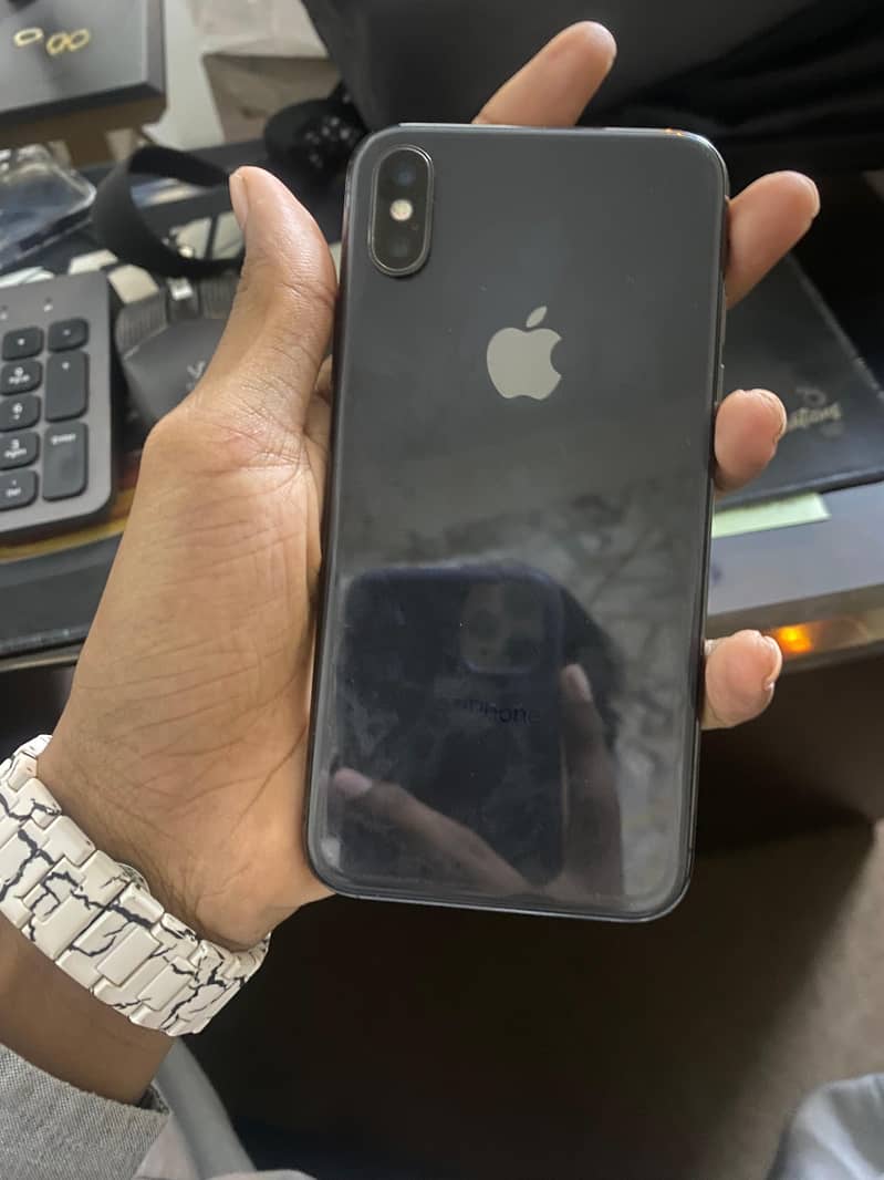 Apple iPhone X 6