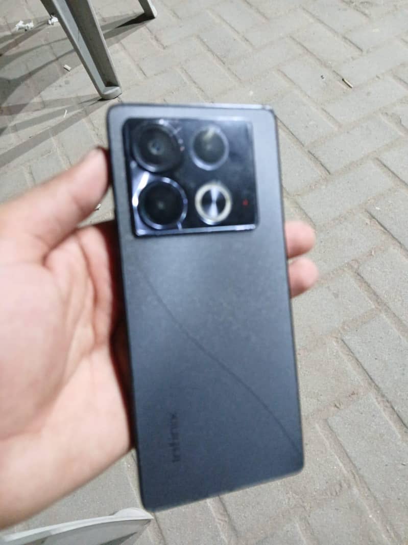 Infinix Note 40 0