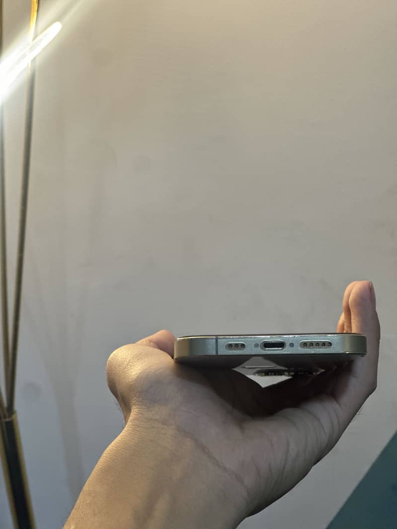iPhone 12 Pro 5