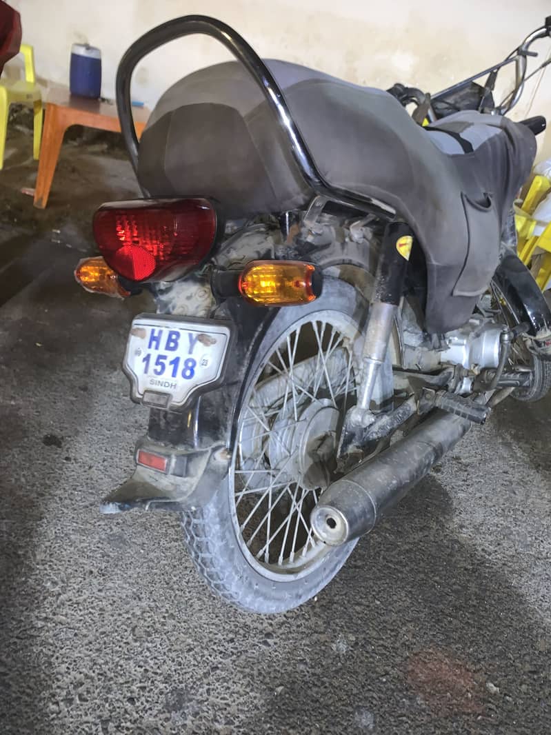 Honda CD70 1
