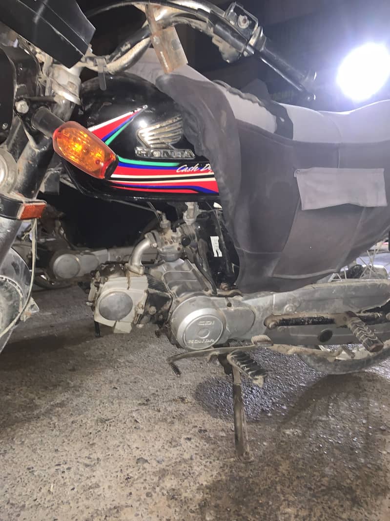 Honda CD70 3
