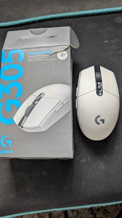 Logitech G305 Lightspeed Wireless gaming mouse