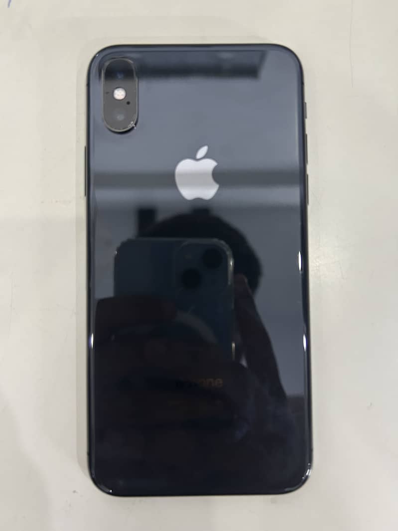 Apple iPhone X 3