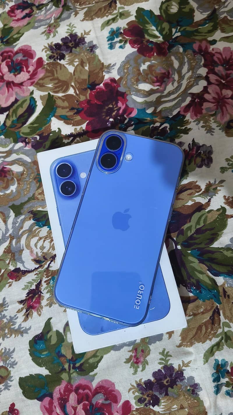 Apple iPhone 16 Plus 0