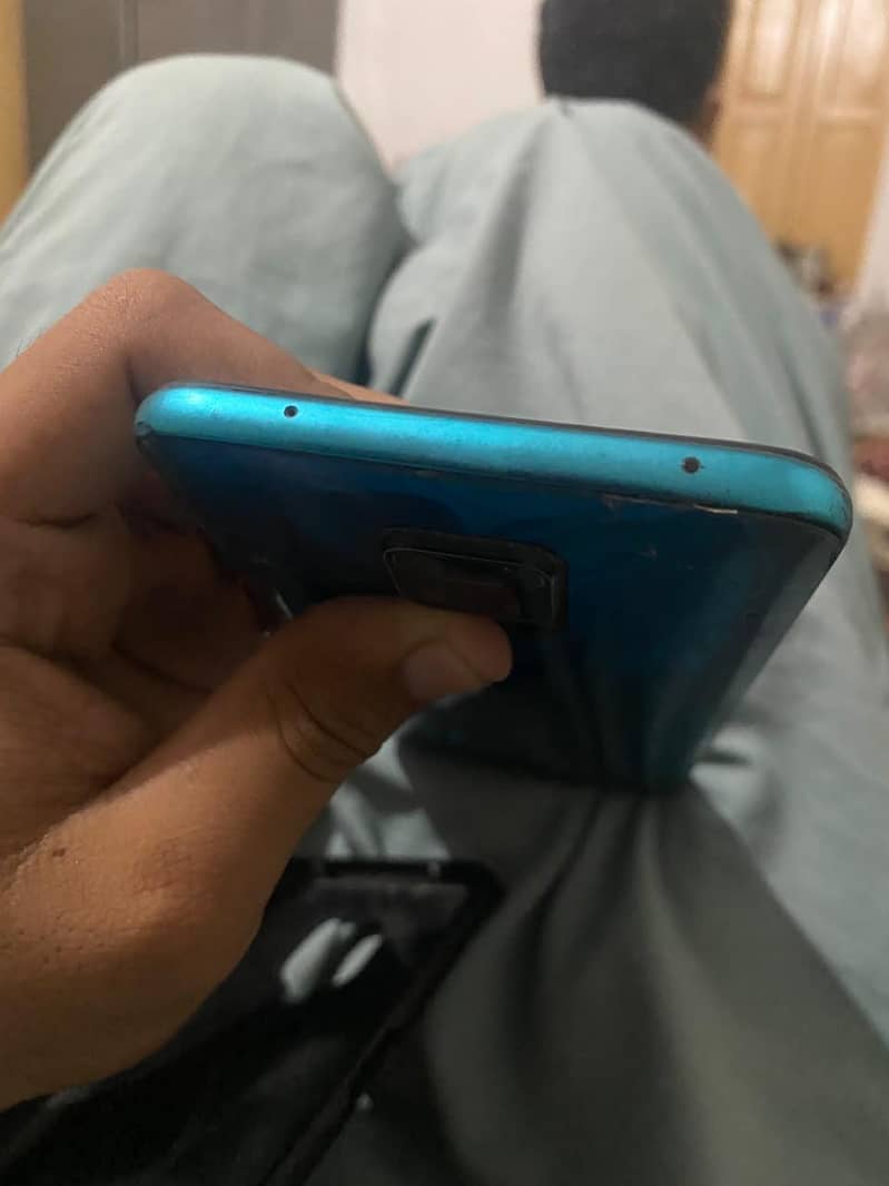 Xiaomi Redmi Note 9 Pro 3