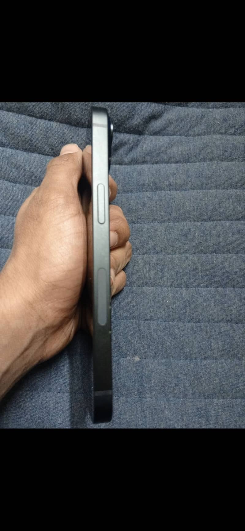 Apple iPhone 14 3