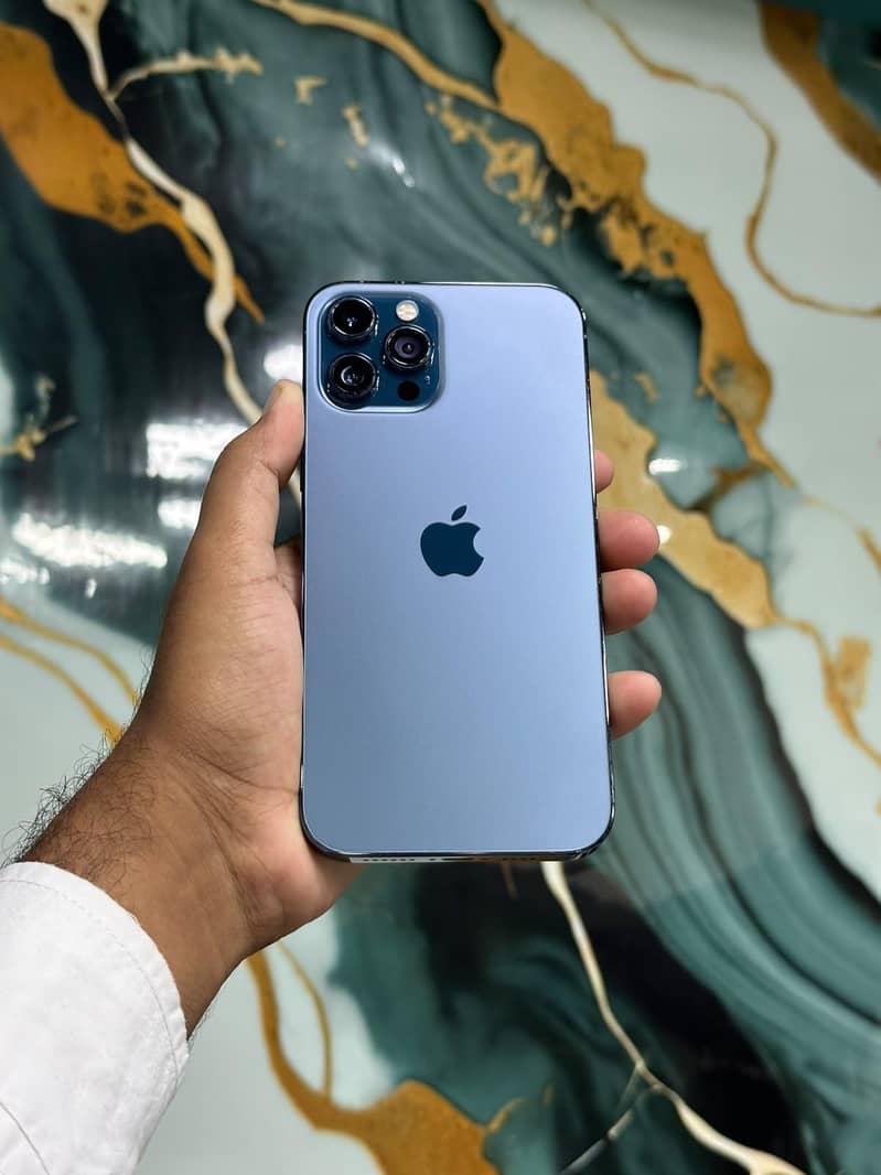 iPhone 12 Pro Max 3