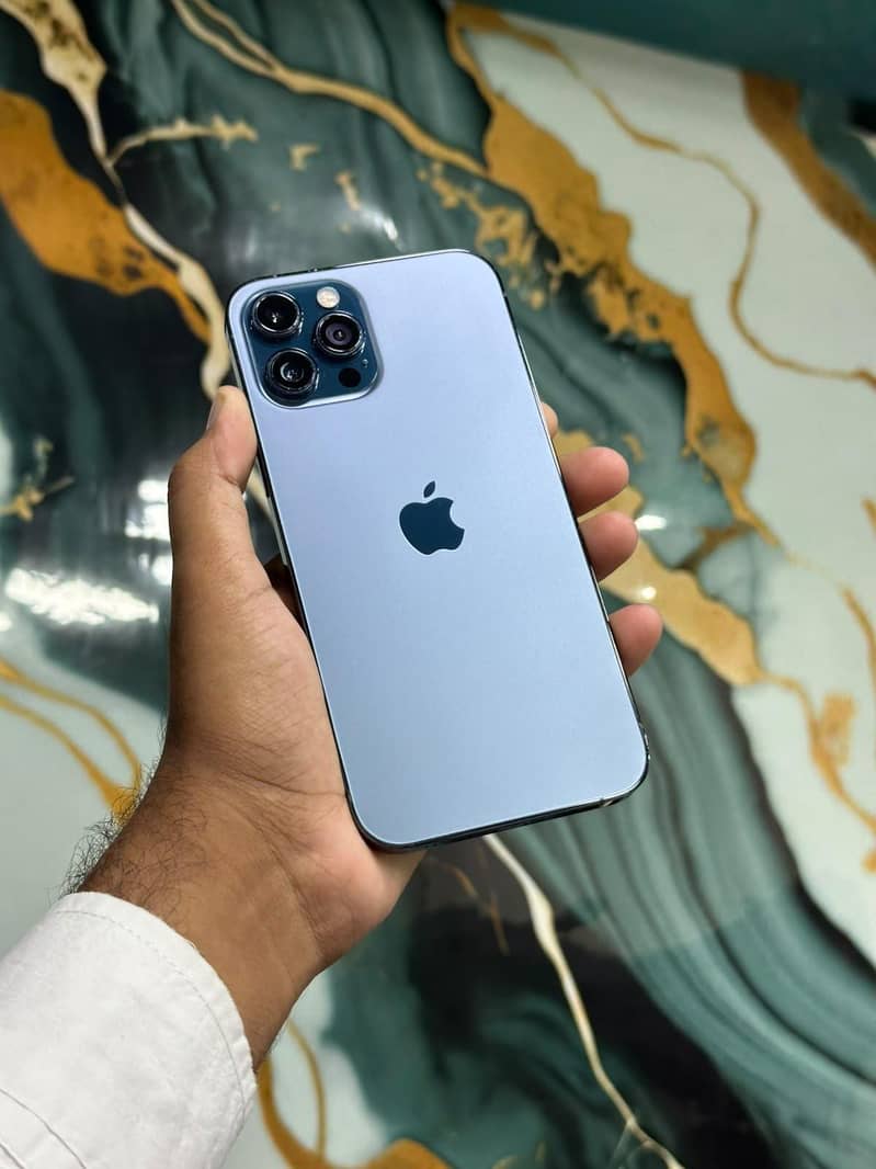 iPhone 12 Pro Max 5
