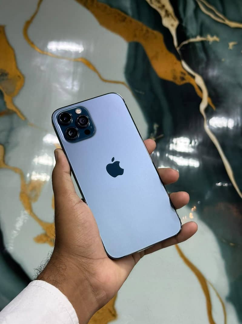 iPhone 12 Pro Max 6