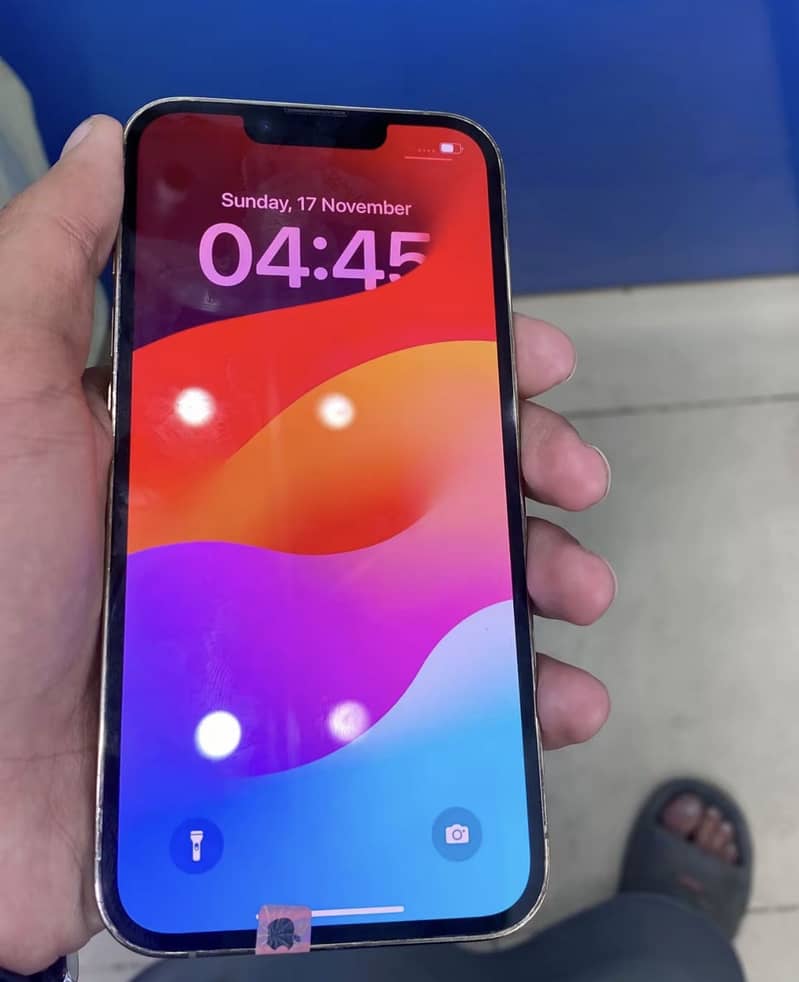 Apple iPhone 13 Pro 1