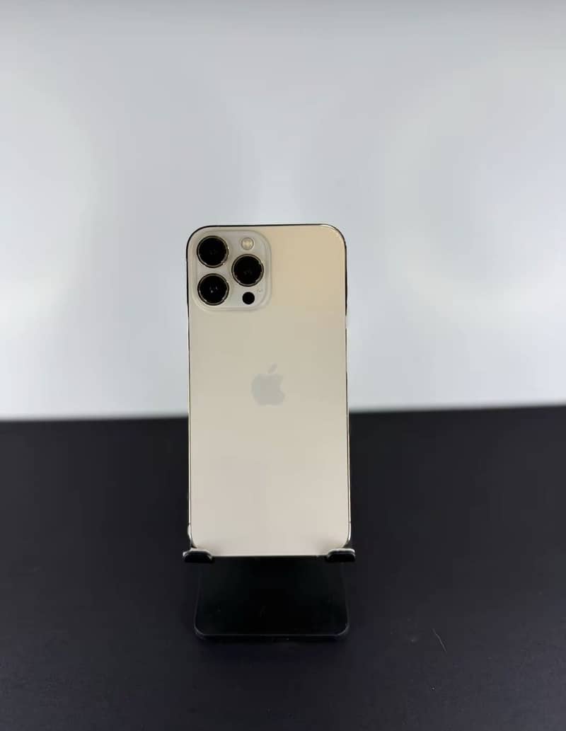Apple iPhone 13 Pro 4