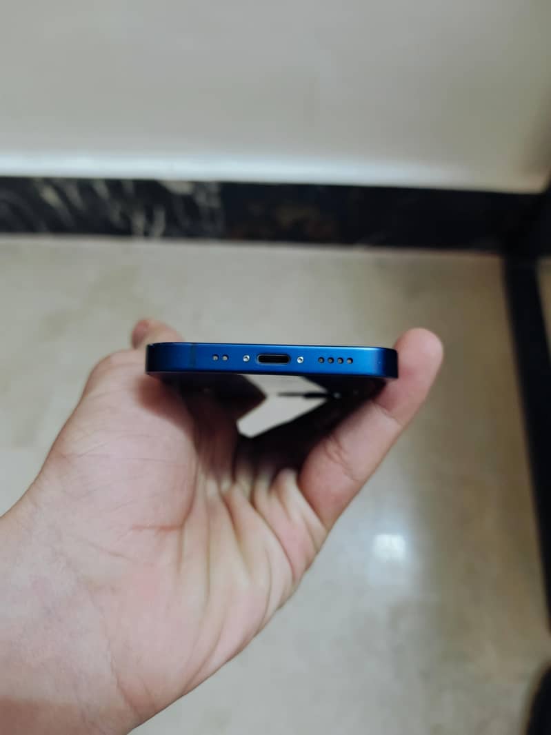 Apple iPhone 12 mini 3