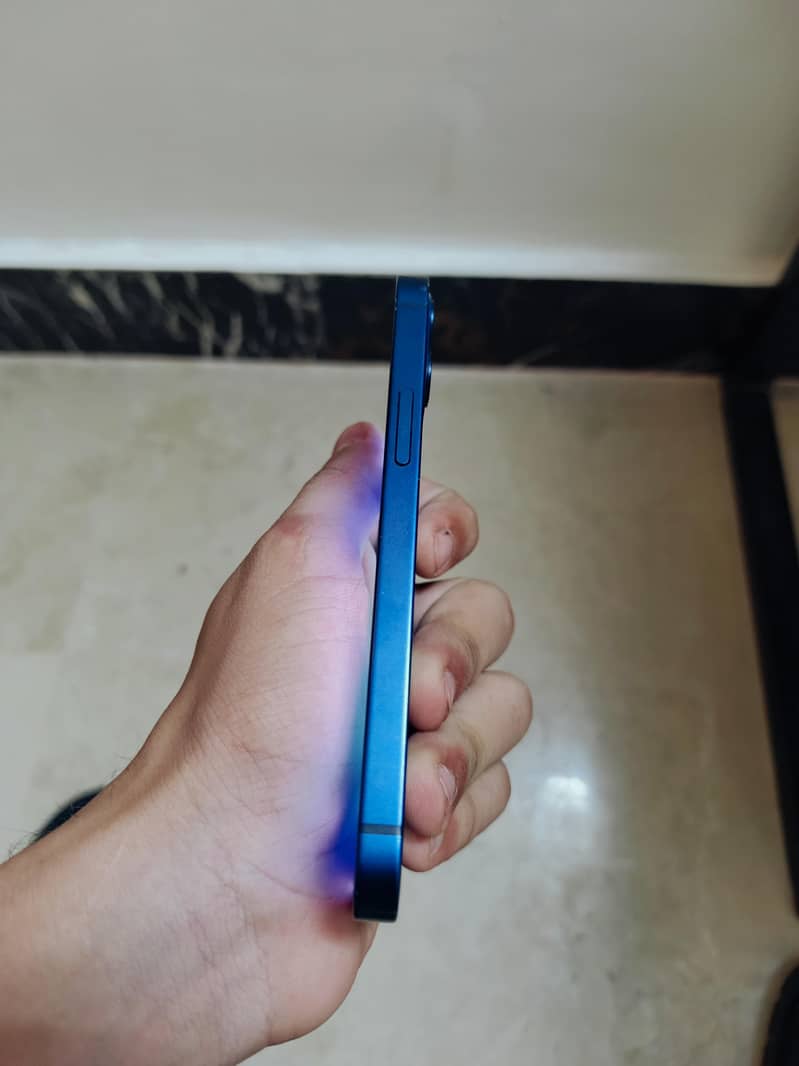 Apple iPhone 12 mini 2