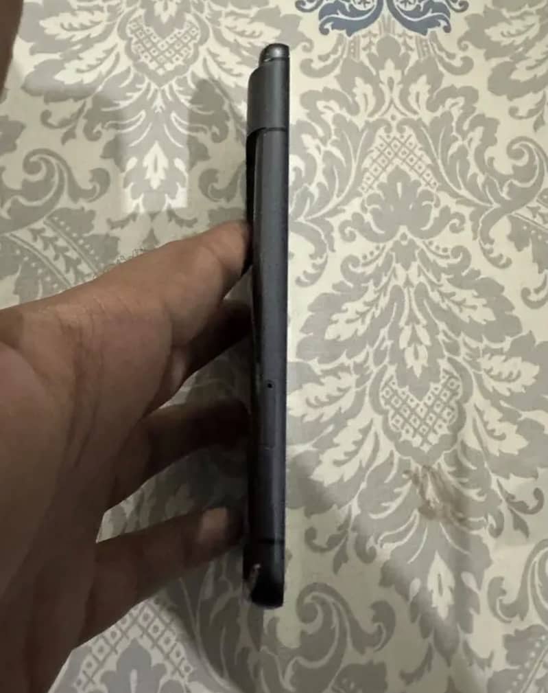 Google Pixel 8 6