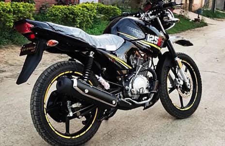 Zero Meter Yamaha 2021 - Unused & Unregistered (Showroom Condition)