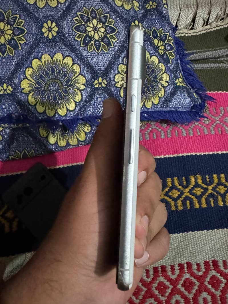 Google Pixel 7 3