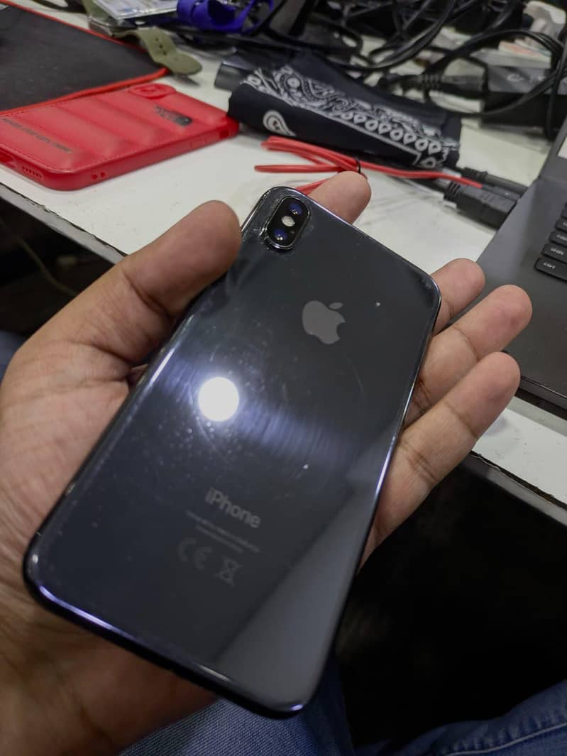 Apple iPhone X 1